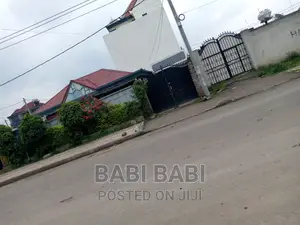 Photo - 7bdrm House in ጀሞ አካባቢ, Nifas Silk-Lafto for sale