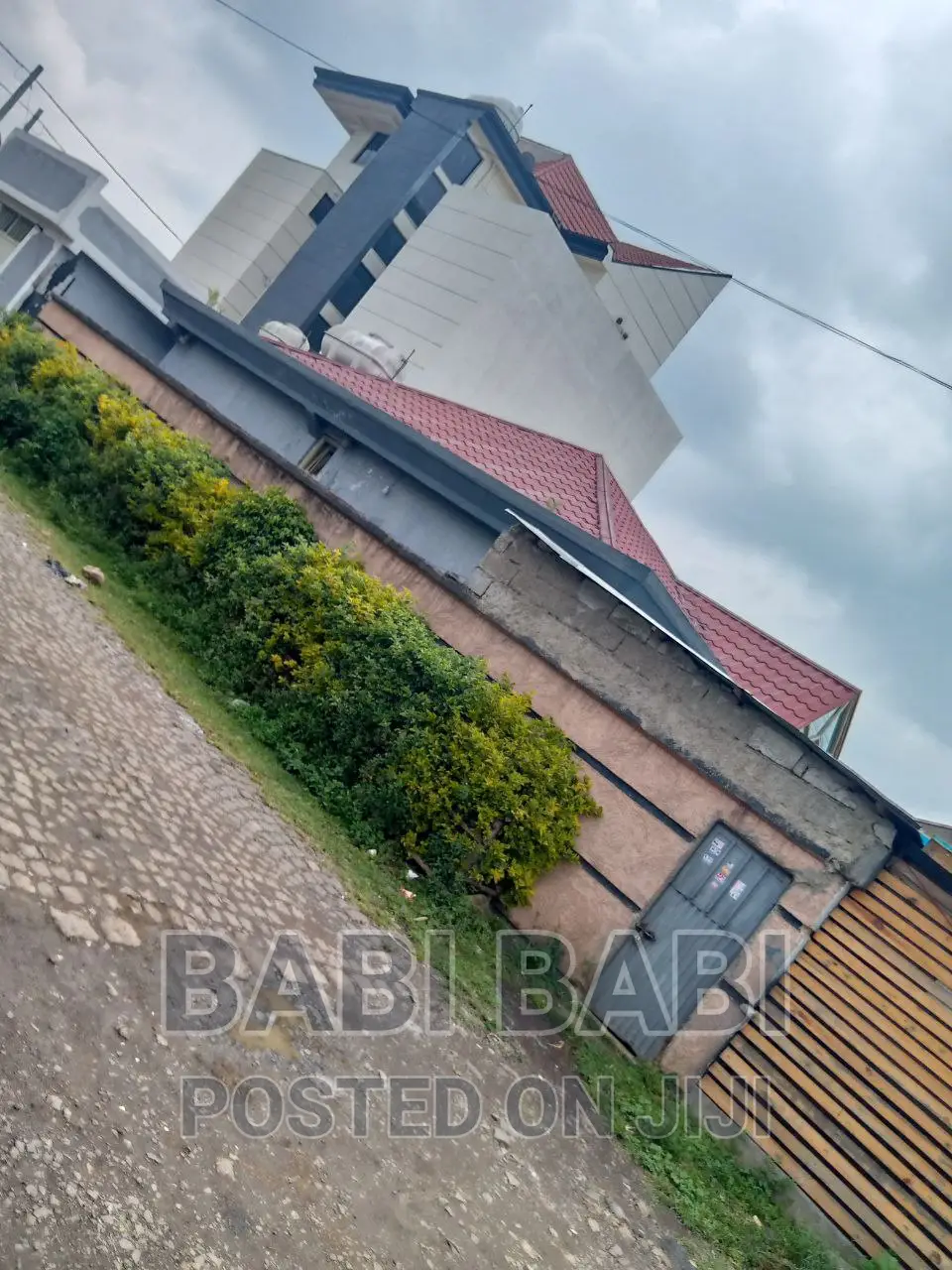 7bdrm House in ጀሞ አካባቢ, Nifas Silk-Lafto for sale