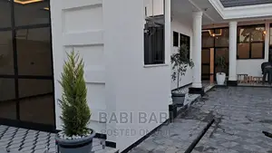 5bdrm House in ጀሞ ቡና ሜዳ, Nifas Silk-Lafto for sale