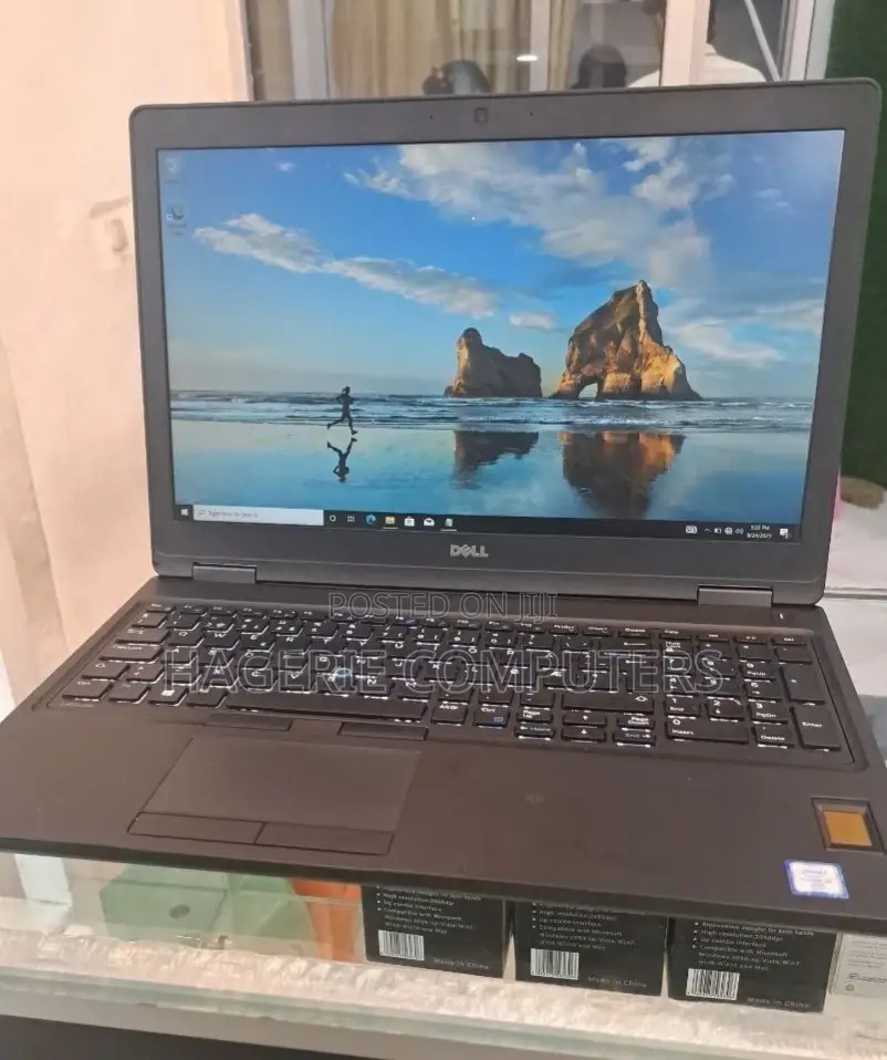 New Laptop Dell 16GB Intel Core I5 SSD 256GB