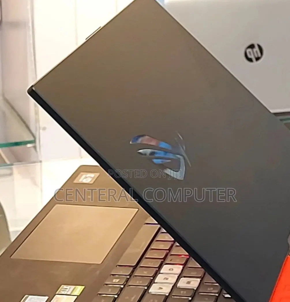 New Laptop Asus ROG Strix G15 16GB AMD Ryzen 9 SSD 1T