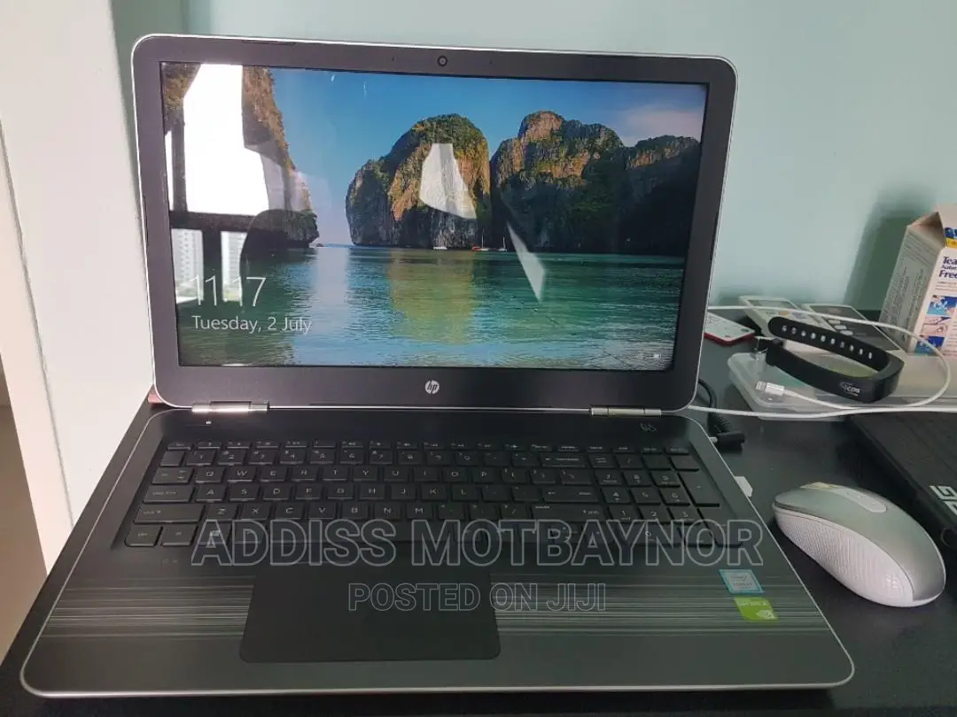 New Laptop HP Pavilion 15 8GB Intel Core i5 HDD 1T