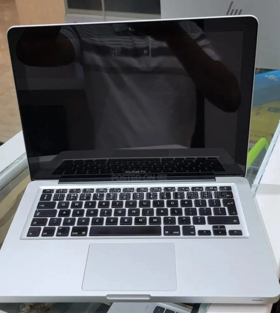 New Laptop Apple MacBook 2012 16GB Intel Core I5 SSD 1T
