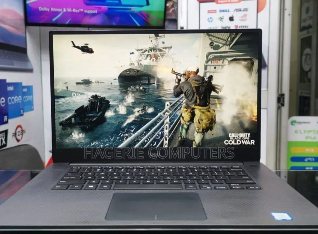 New Laptop Dell XPS 15 9560 32GB Intel Core I7 SSD 512GB