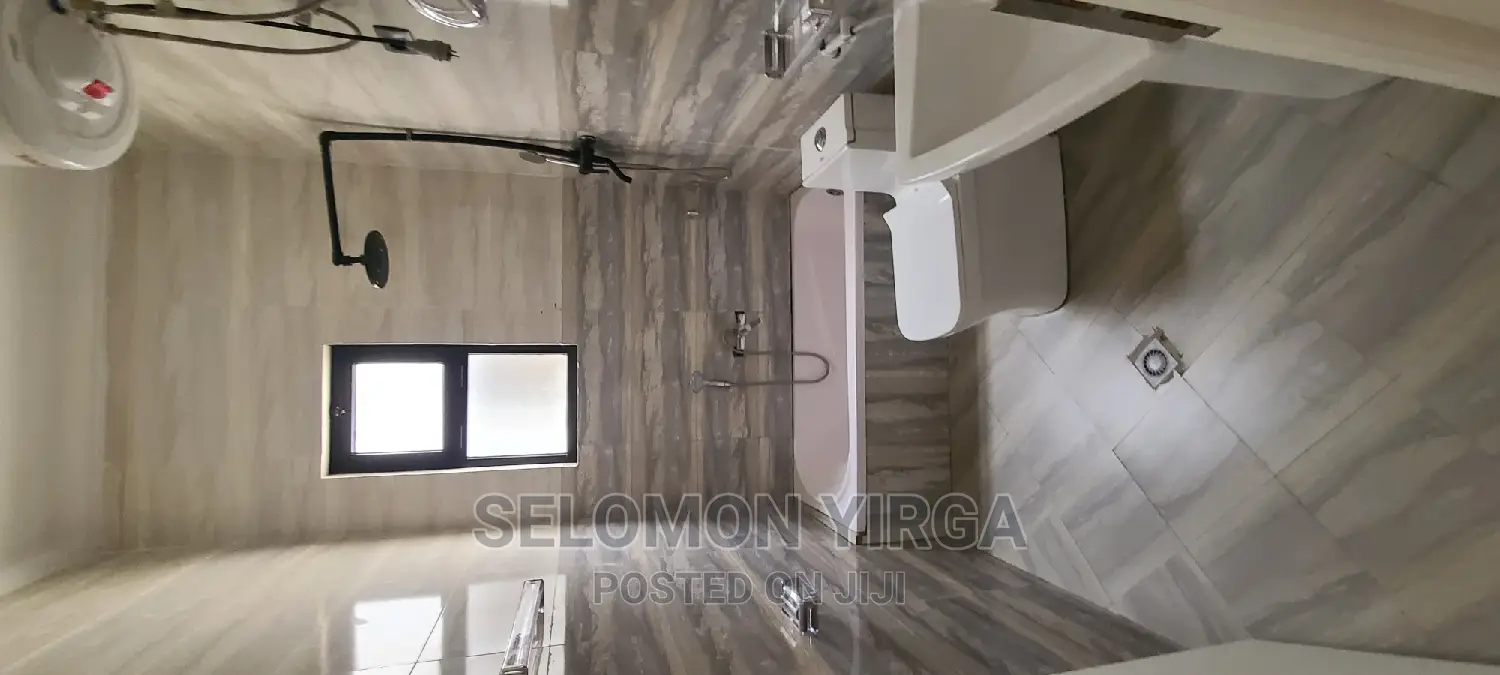 4bdrm Villa in አድስ አበባ, Yeka for sale