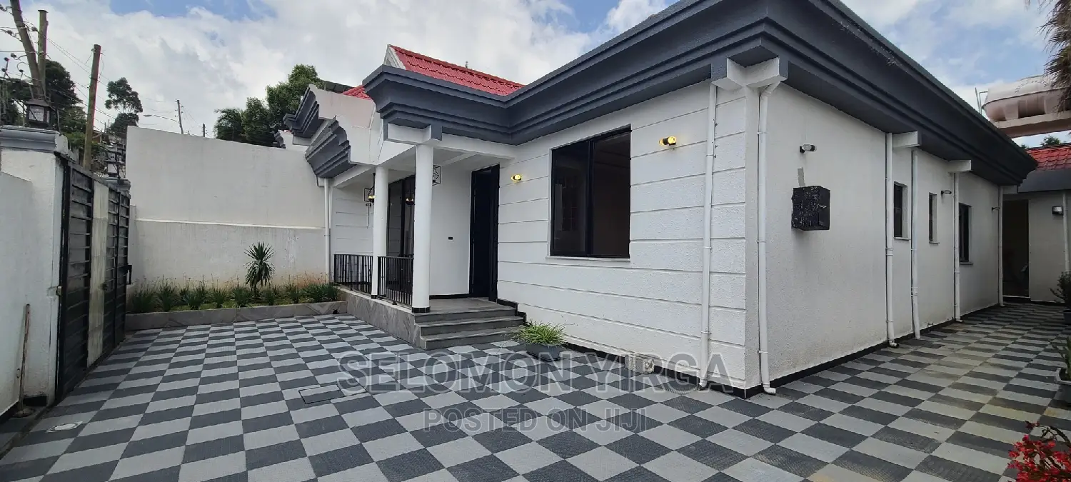 4bdrm Villa in አድስ አበባ, Yeka for sale