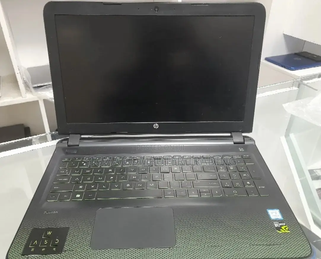Laptop HP Pavilion 15 12GB Intel Core I5 HDD+SSD 500GB