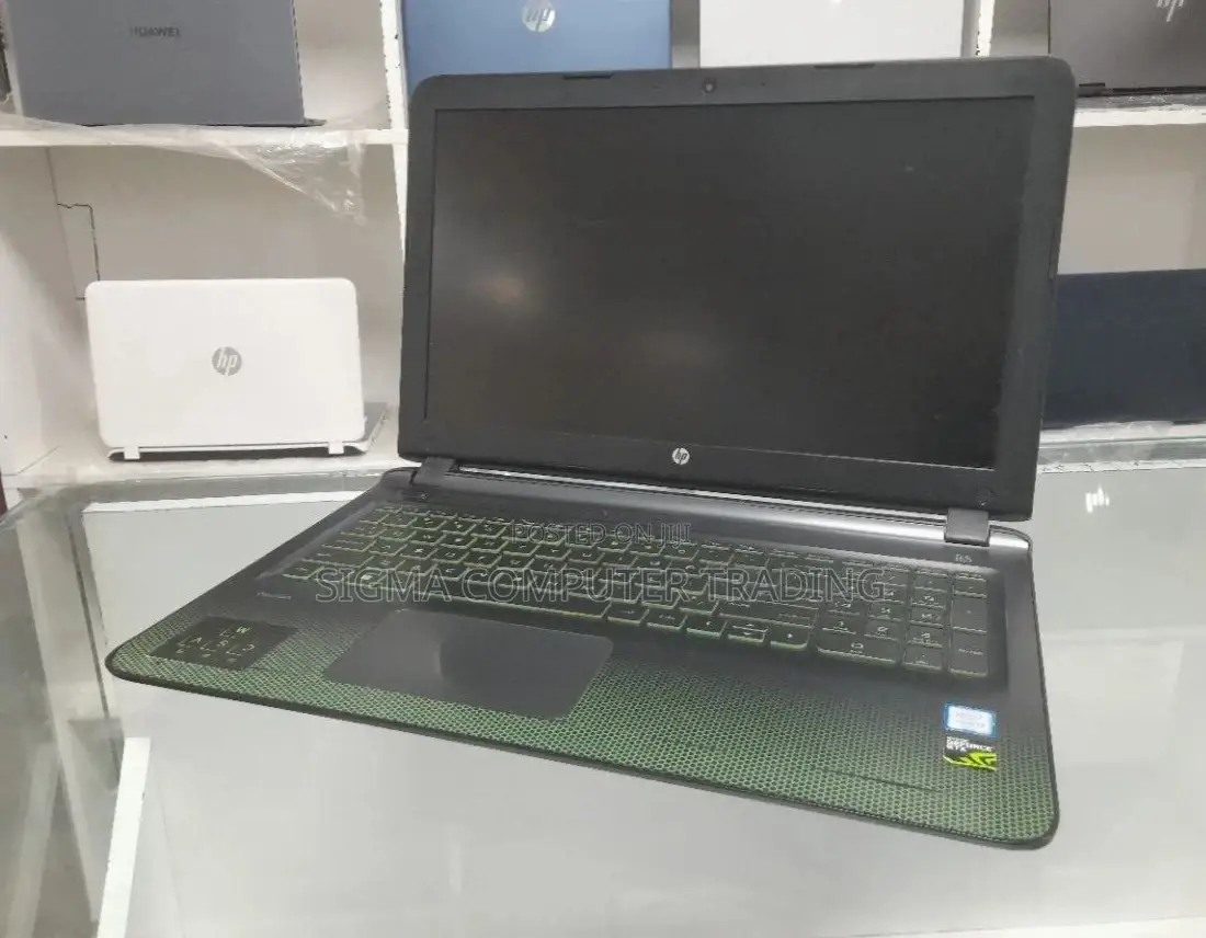 Laptop HP Pavilion 15 12GB Intel Core I5 HDD+SSD 500GB