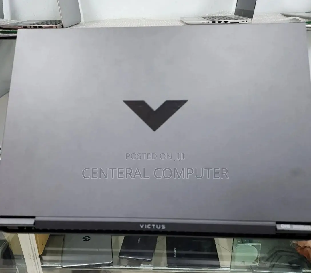New Laptop HP Victus 16 16GB Intel Core I7 SSD 512GB