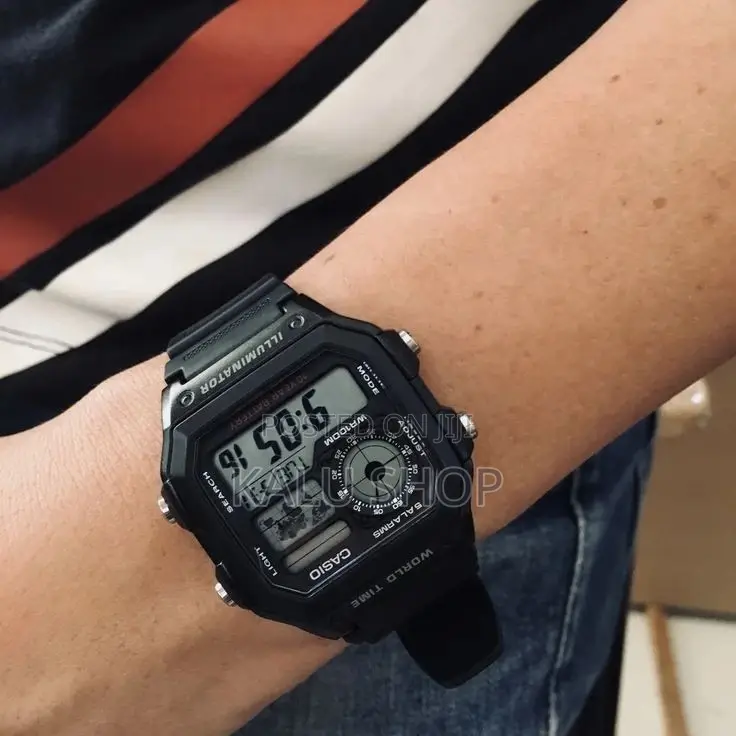 Casio Illuminator World Time Watch