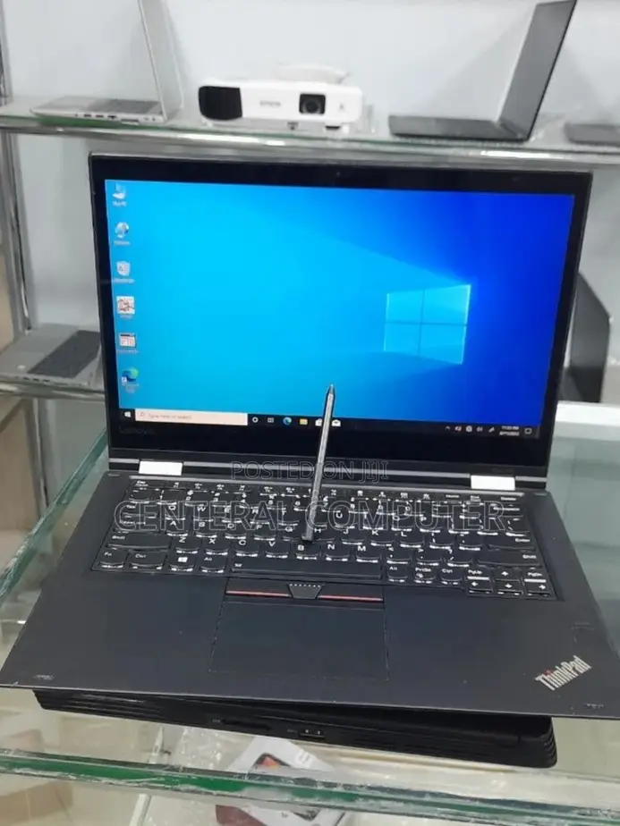 New Laptop Lenovo ThinkPad Yoga 370 8GB Intel Core i5 SSD 512GB