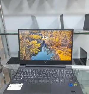 Photo - New Laptop HP 16GB Intel Core I7 SSD 512GB