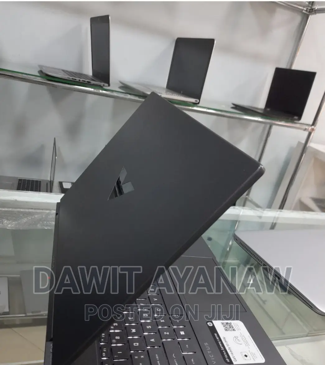 New Laptop HP 16GB Intel Core I7 SSD 512GB