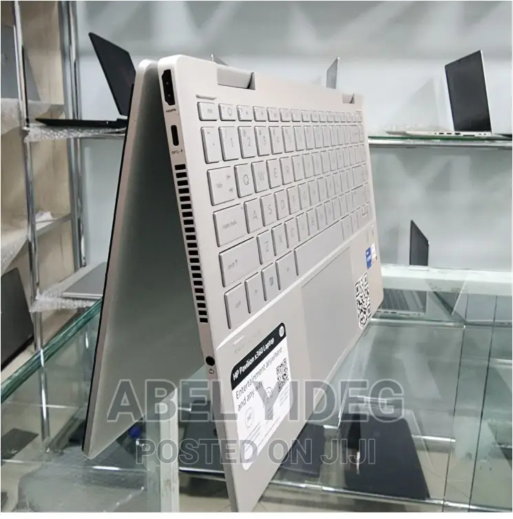 New Laptop HP Pavilion 14 8GB Intel Core I5 SSD 512GB