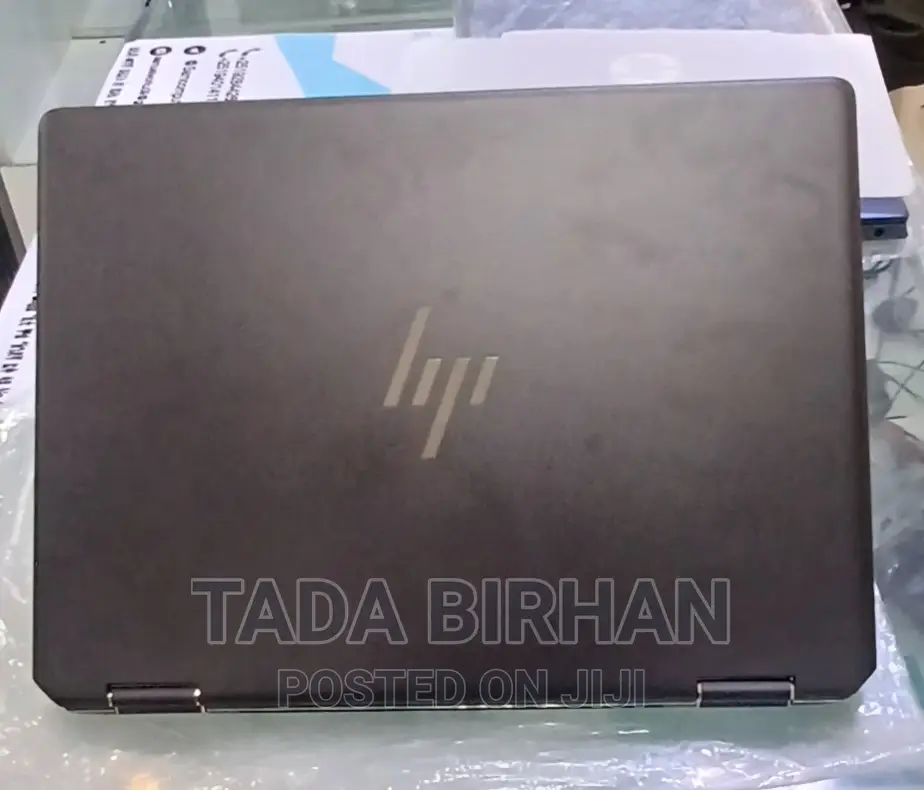 New Laptop HP Spectra 13 16GB Intel Core I7 SSD 512GB