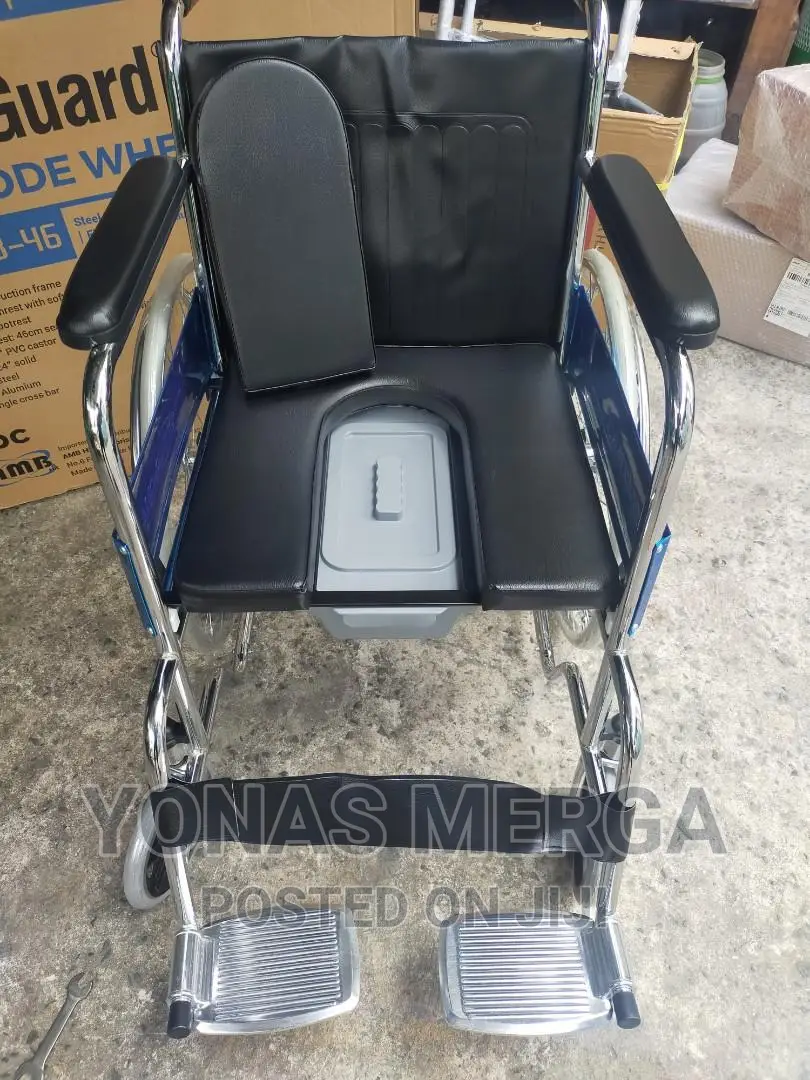 Commode Wheelchair Facilitate Balance Stability While Walk