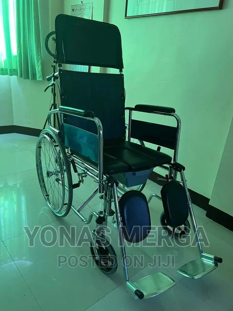 Wheelchair Durability,Can Withstand Weight of 100 Kg Seat