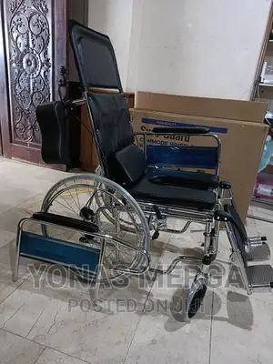 Made of Complete Aluminum With Cushion Handels Brake Wheels