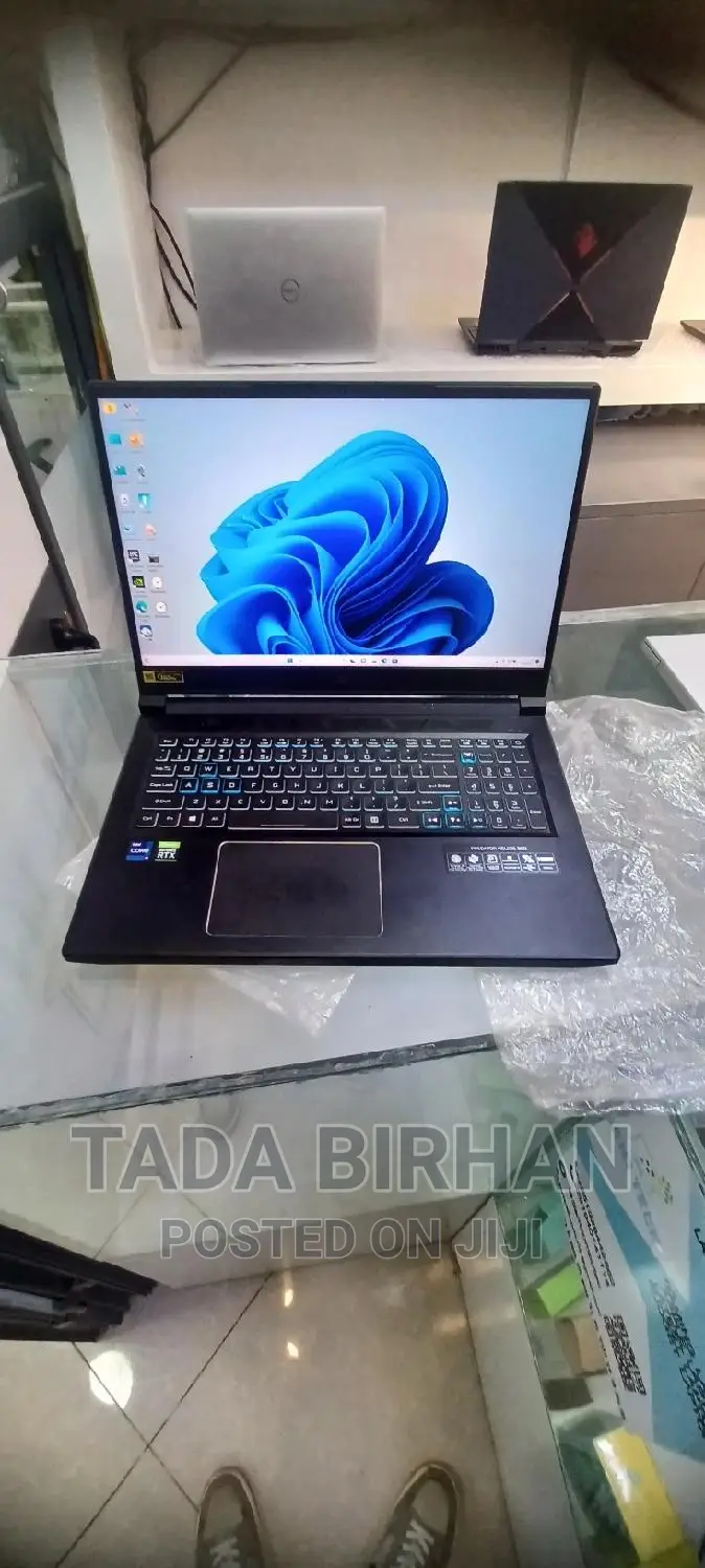 New Laptop Acer Predator Helios 300 16GB Intel Core I7 SSD 1T