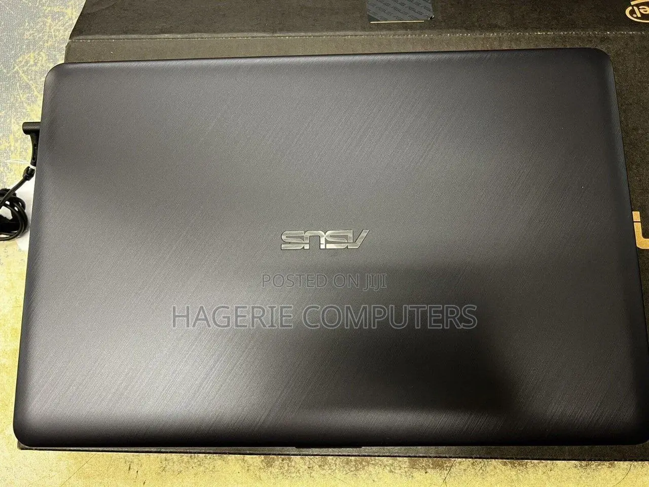 New Laptop Asus VivoBook X540SA 4GB Intel Celeron HDD 1T