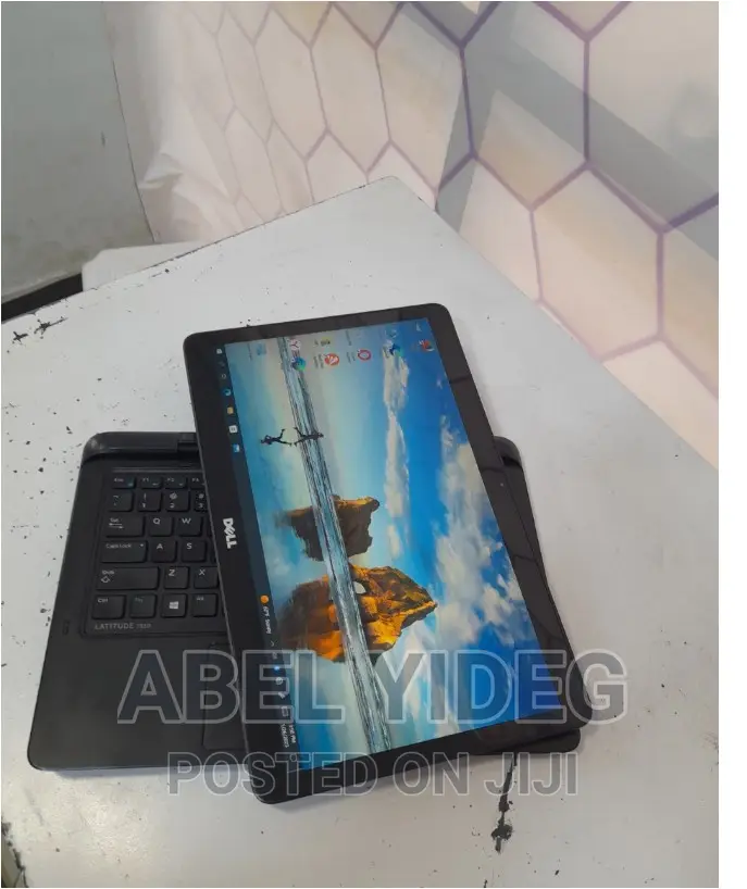New Laptop Dell Latitude 13 7350 8GB Intel Core M SSD 256GB