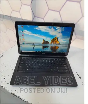 New Laptop Dell Latitude 13 7350 8GB Intel Core M SSD 256GB