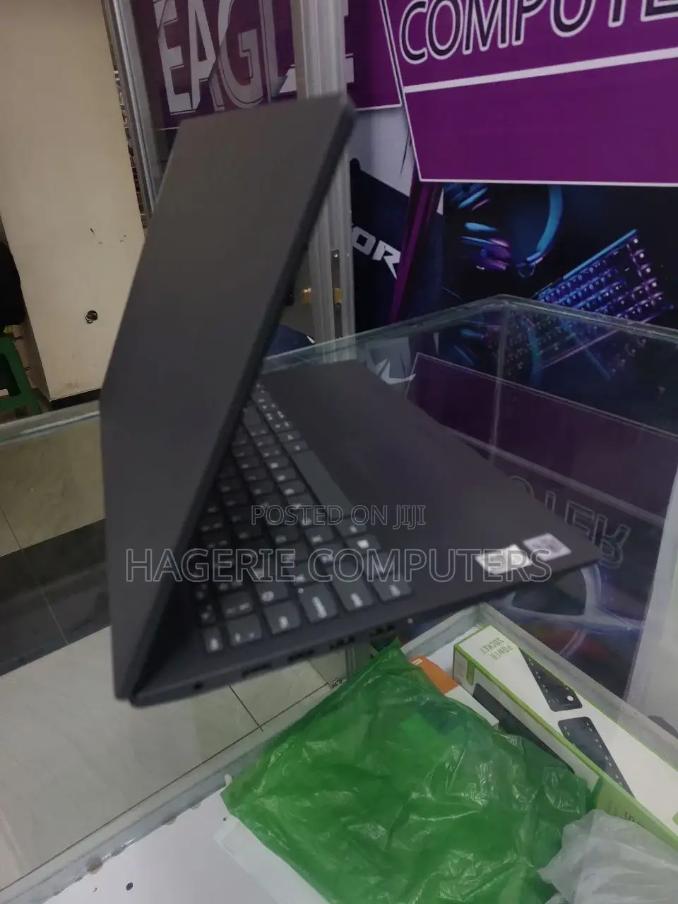 New Laptop Lenovo Ideapad 3 8GB HDD 1T