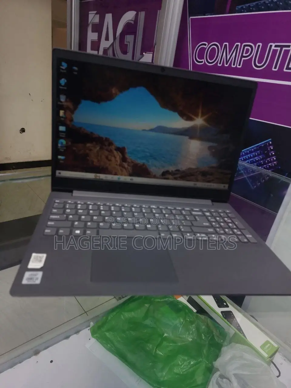 New Laptop Lenovo Ideapad 3 8GB HDD 1T