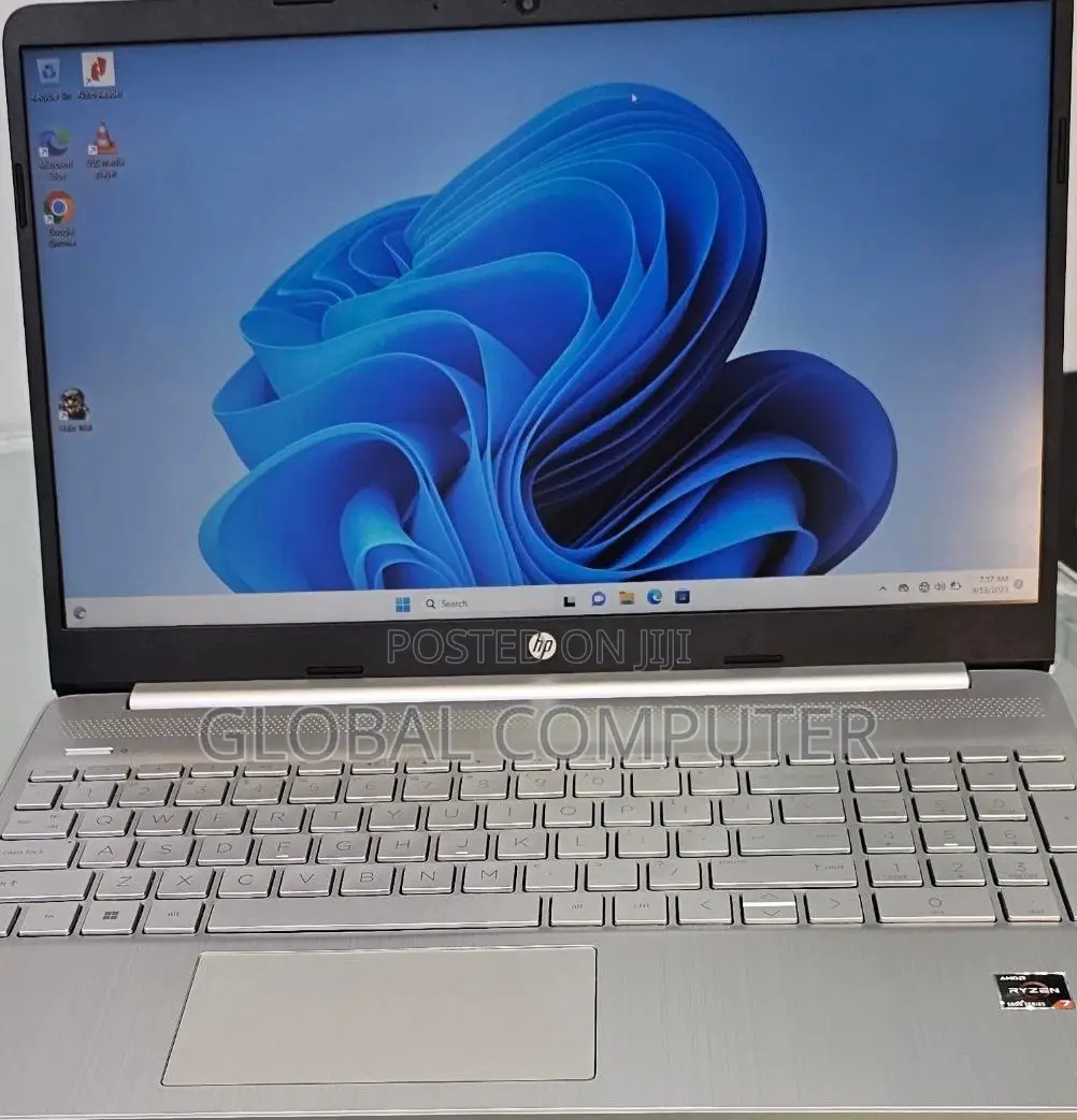 New Laptop HP Stream Notebook 16GB Intel Core I7 SSD 512GB