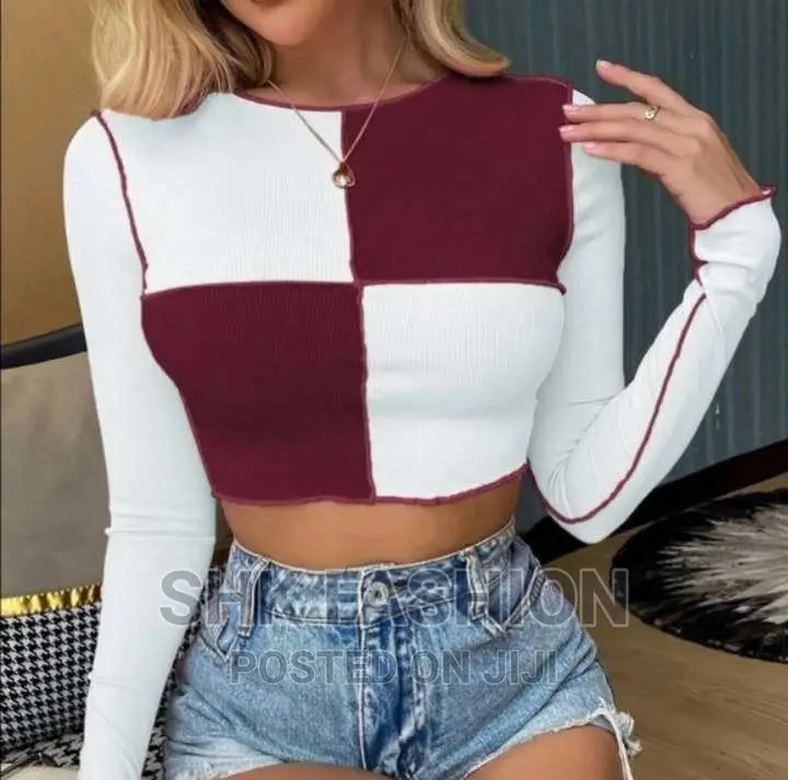 Contrast Stitch Colorblock Crop Tee