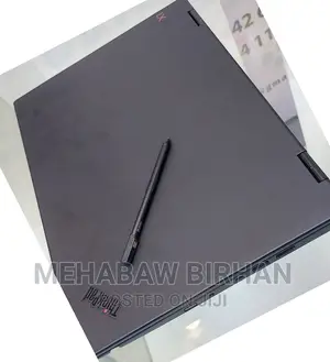 Photo - New Laptop Lenovo ThinkPad Yoga 8GB Intel Core I5 SSD 512GB