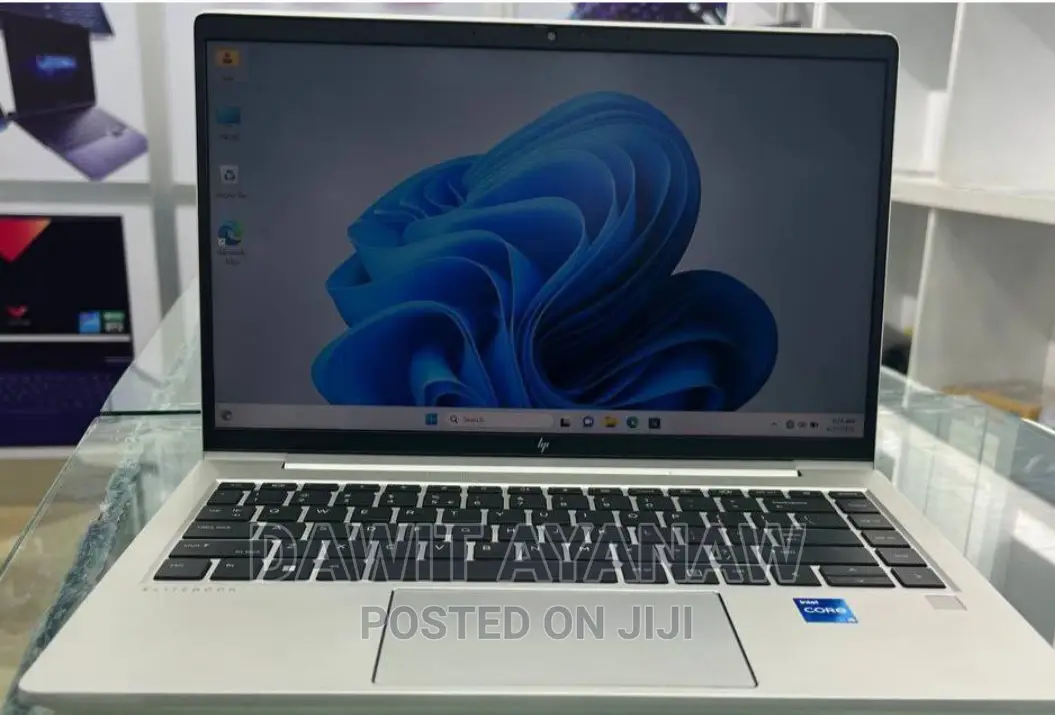 New Laptop HP 8GB Intel Core I5 SSD 512GB
