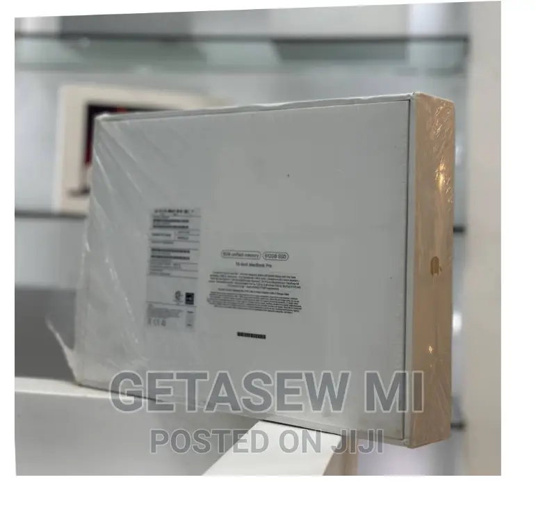 New Laptop Apple MacBook Pro M1 8GB Apple M1 Pro SSD 512GB