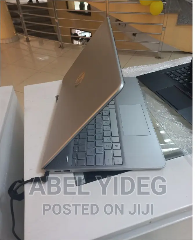 New Laptop HP Stream Notebook 8GB Intel Core I5 SSD 512GB