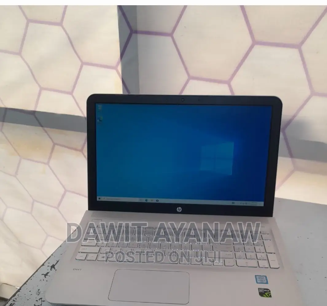 New Laptop HP 8GB Intel Core I5 HDD+SSD 128GB