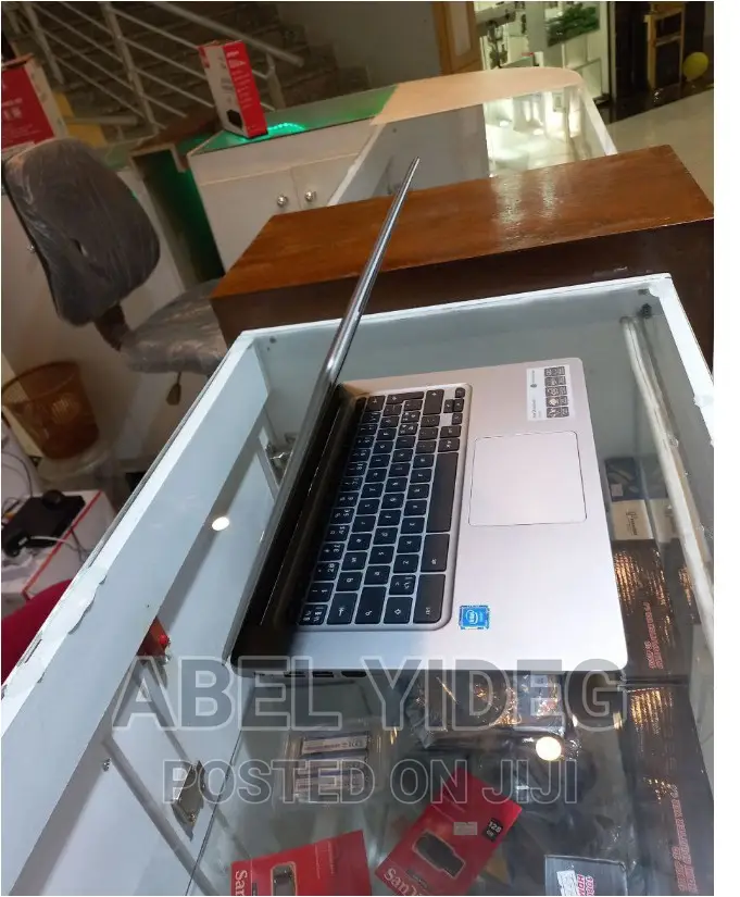 New Laptop Acer 4GB Intel Celeron SSD 32GB