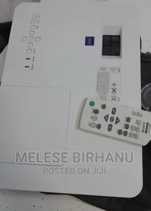 Photo - Dubay Used Sony VPL-DX221 Projector