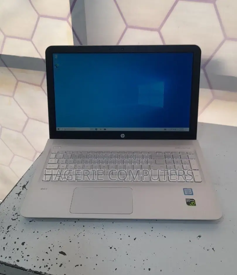 New Laptop HP Envy 4 8GB Intel Core I5 HDD+SSD 1.5T