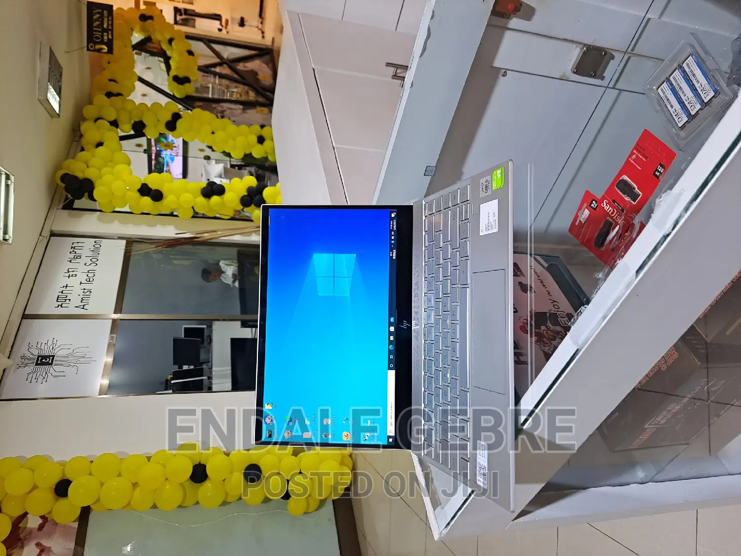 New Laptop HP Envy 13 8GB Intel Core I5 SSD 512GB