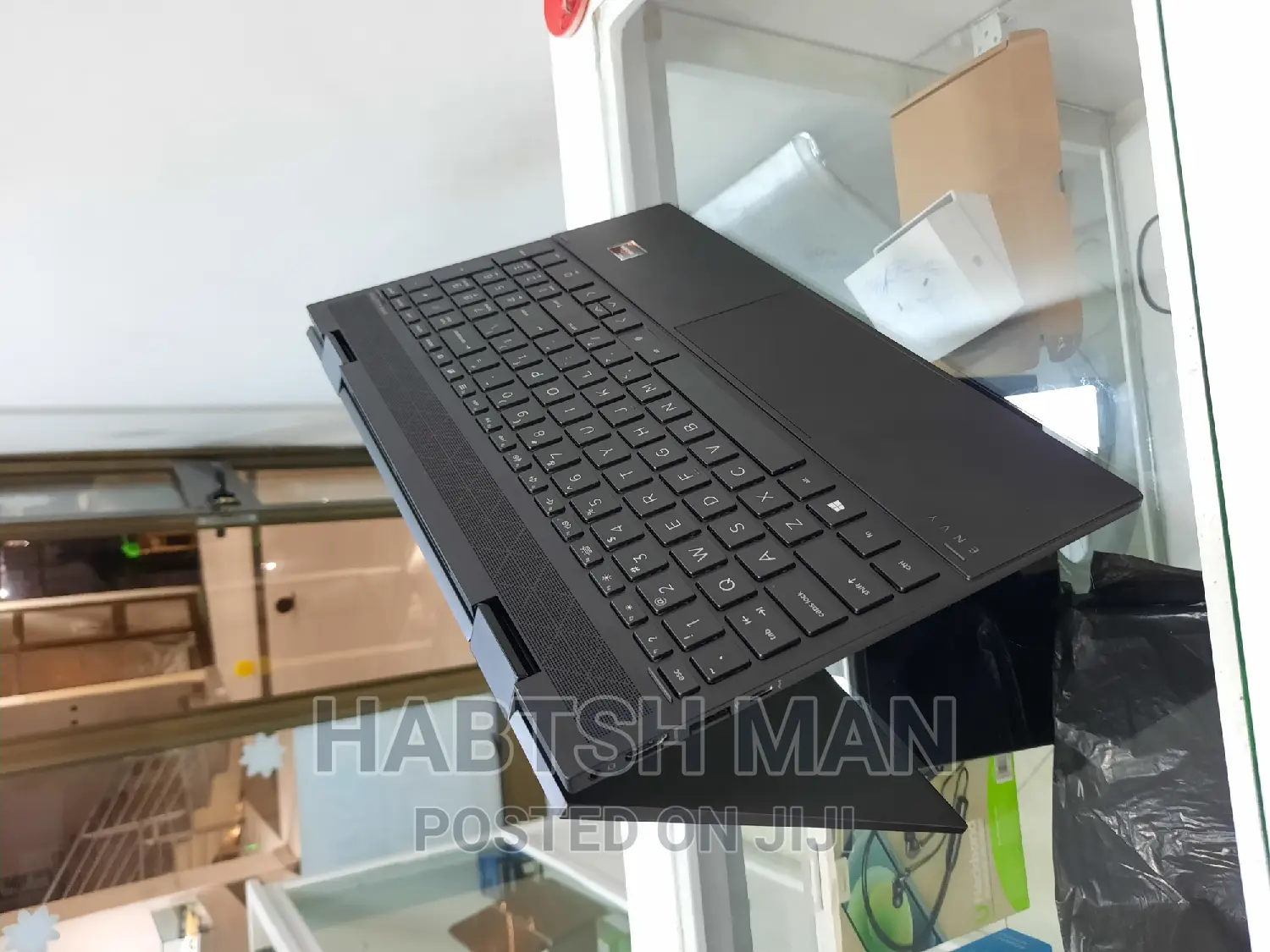 New Laptop HP Envy X360 16GB AMD Ryzen 7 SSD 512GB