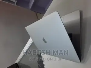 New Laptop Apple MacBook Pro 2019 32GB Intel Core I9 SSD 1T