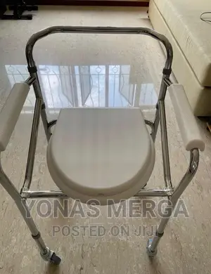 Photo - High Quality Manuafacturer Folding Toilet Chair