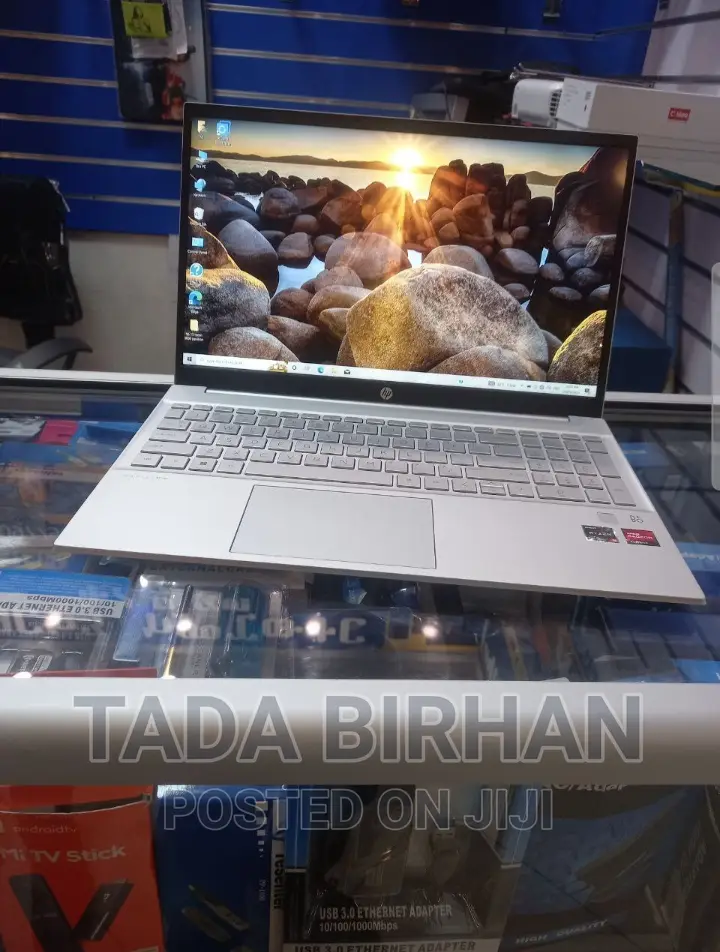 New Laptop HP Pavilion 15 8GB AMD Ryzen 5 SSD 512GB