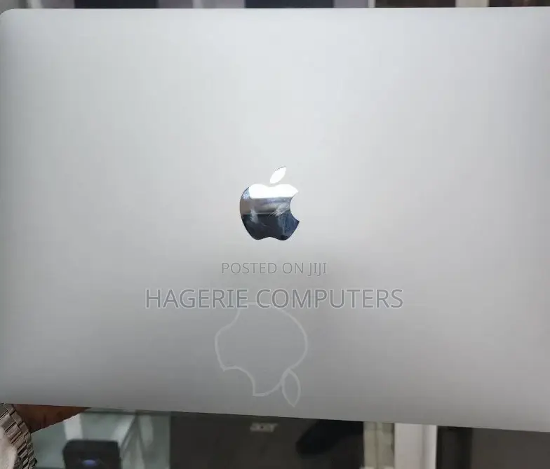 New Laptop Apple MacBook Air 8GB Apple M1 SSD 256GB