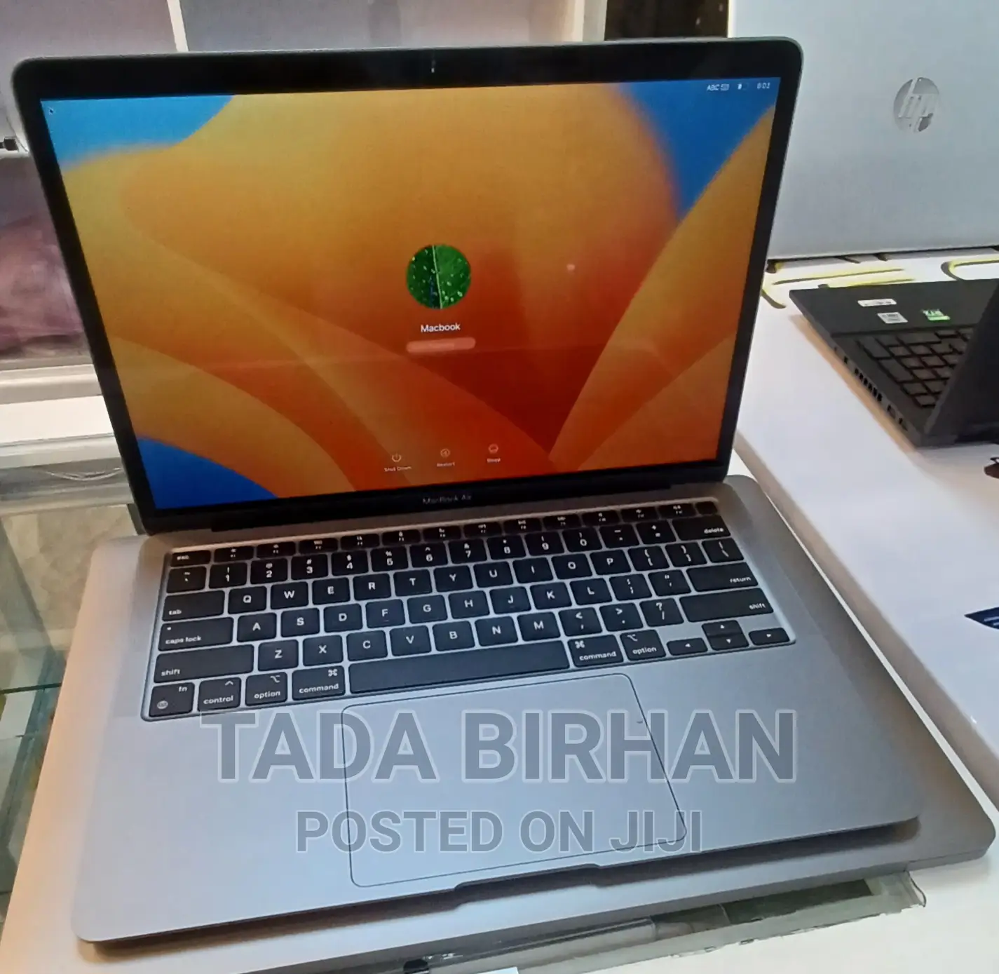 New Laptop Apple MacBook Air 2020 M1 8GB Intel Core I5 SSD 512GB