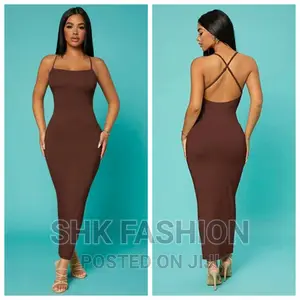 Photo - Solid Criss-Crossed Backless Bodycon Long Dress