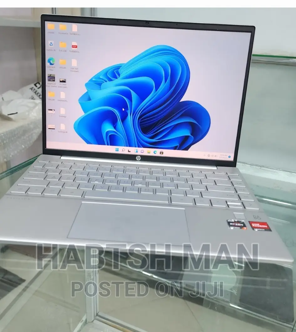 New Laptop HP Pavilion 15 16GB AMD Ryzen 7 SSD 512GB