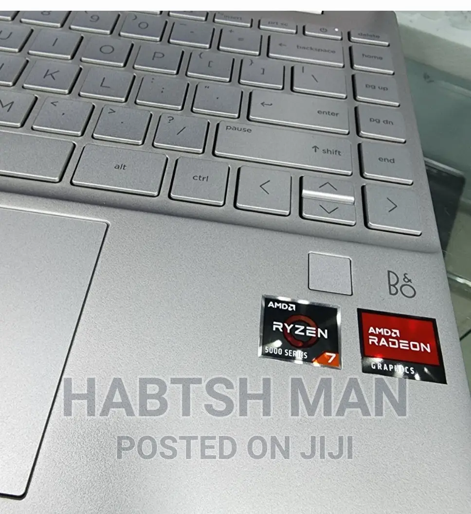 New Laptop HP Pavilion 15 16GB AMD Ryzen 7 SSD 512GB