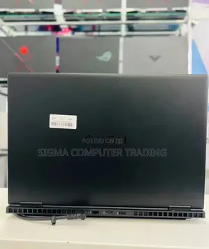 New Laptop HP Omen 15 16GB AMD Ryzen 7 SSD 1T