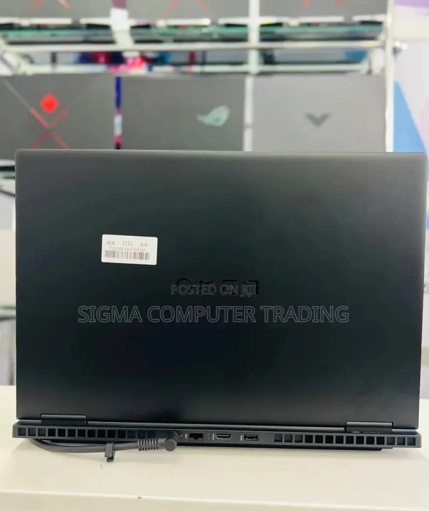 New Laptop HP Omen 15 16GB AMD Ryzen 7 SSD 1T